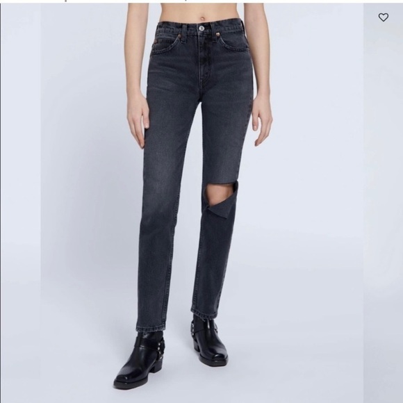 RE/DONE NWT Worn Black With Rip 70’s Straight Size 25 - Picture 2 of 16